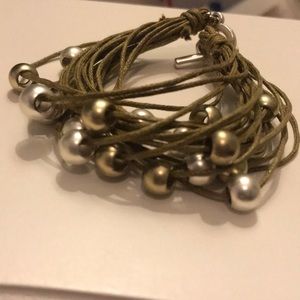 Bracelet